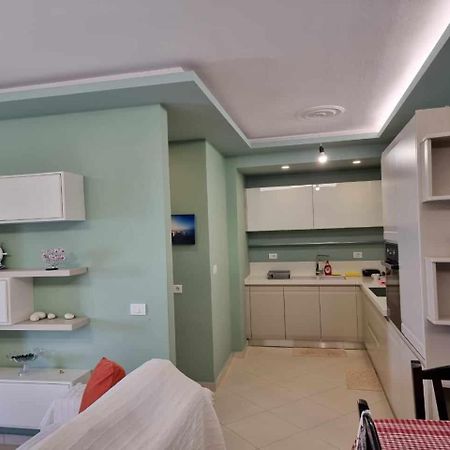 Two Suns Apartament Sarande Exterior photo