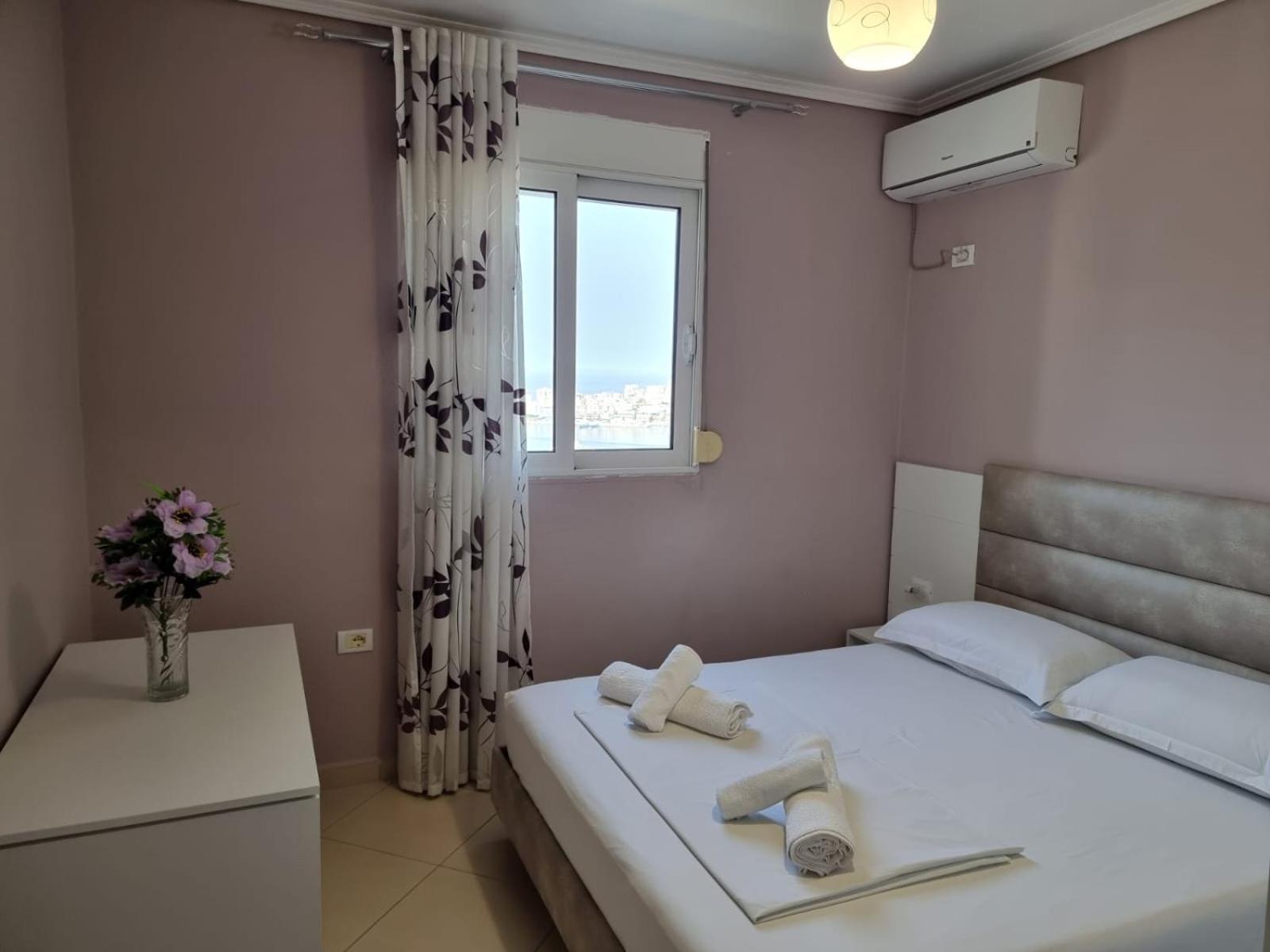 Two Suns Apartament Sarande Exterior photo